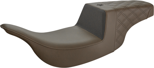 SADDLEMEN UN97-07-173BR Unknown Industries Performance Gripper Seat - Front Carbon Fiber/Black Gripper Lumbar/Rear Lattice Stitch FL