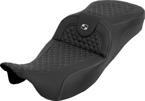 SADDLEMEN 808-07B-20905 Extended Reach RoadSofa™ Seat - Dragon Scale w/o Backrest Silver Stitch FLH/FLT '08-'25