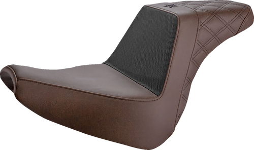SADDLEMEN UN18-31-173BR Unknown Industries Performance Gripper Seat - Front Carbon Fiber/Black Gripper Lumbar/Rear Lattice Stitch FXBR '18-'20