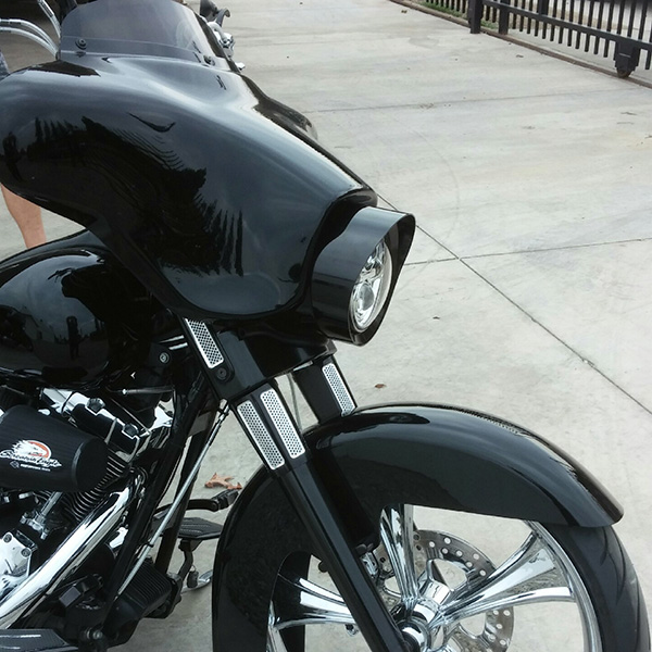 Headwinds 1-7029MZA-8 black 8 degree Raked headlight bezel harley touring FL 95-24