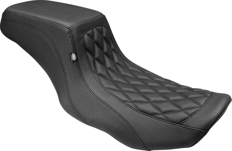 Mustang 88416 Black Double Diamond Squareback Seat 24-25 M8 glides Mustang 88416 Black Double Diamond Squareback Seat 24-25 M8 glides