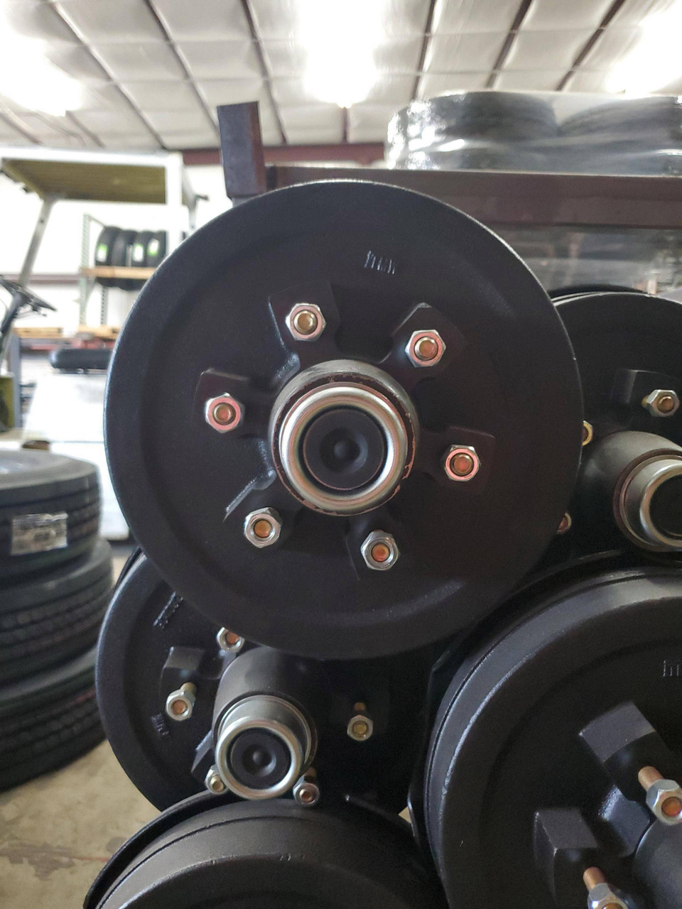 6 lug trailer axle