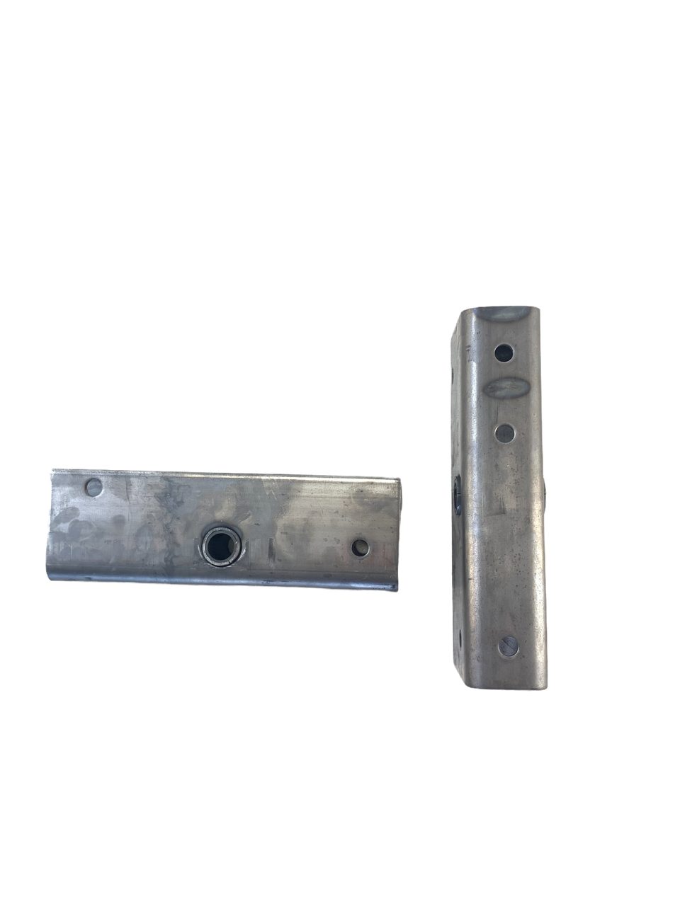 12" Long equalizer connects slipper springs on tandem- or triple-axle trailers 