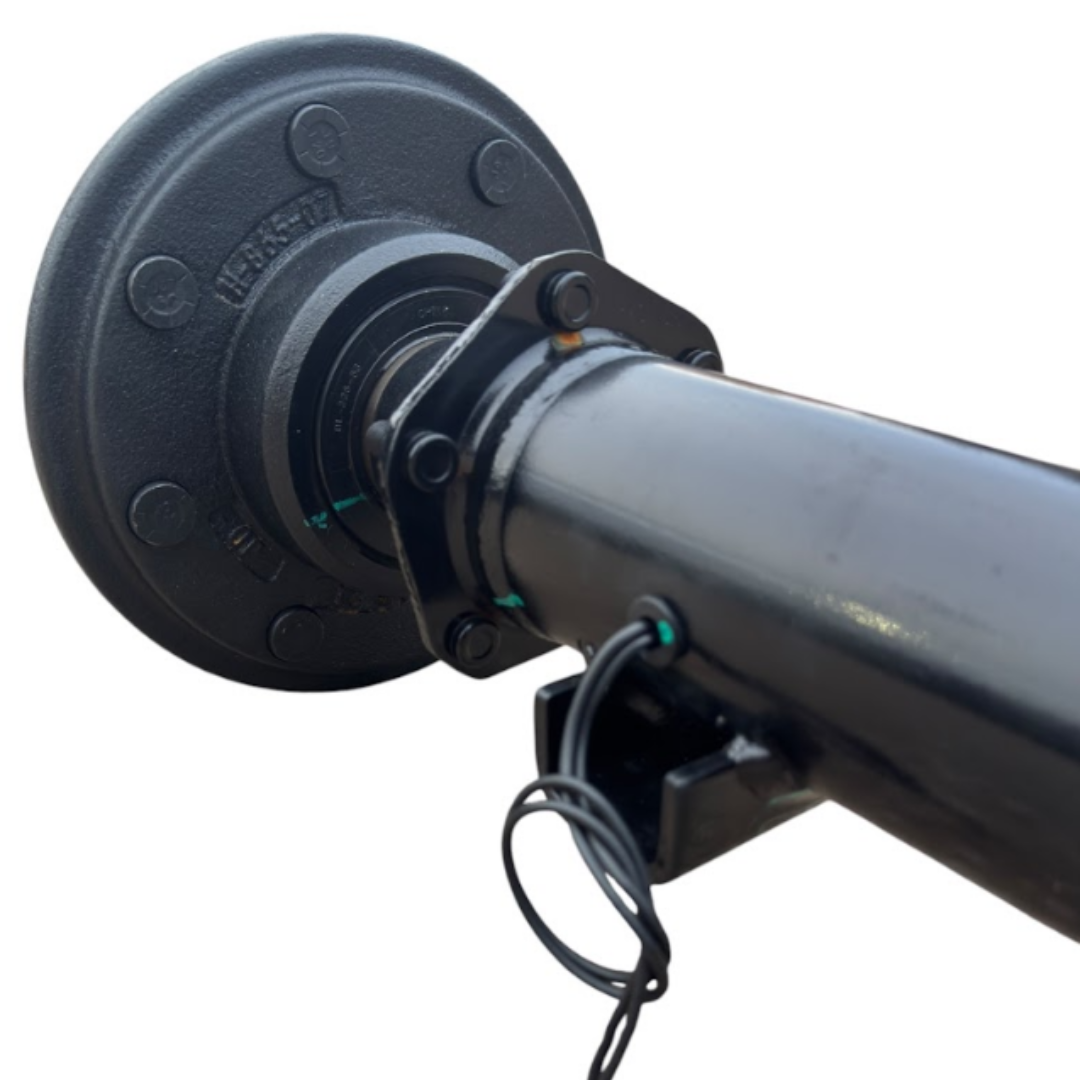 7k carter axle with 8 lug hubs