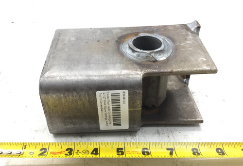 Dexter Rear Weld On Hanger for 2-1/2" Wide Slipper Springs, 4-1/2" Top to Center Bolt - 030-061-01