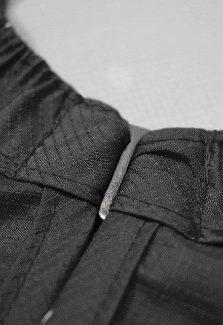 BARBER STRONG - The Barber Cape - Barber Shield Black BARBER STRONG - The Barber Cape - Barber Shield Black