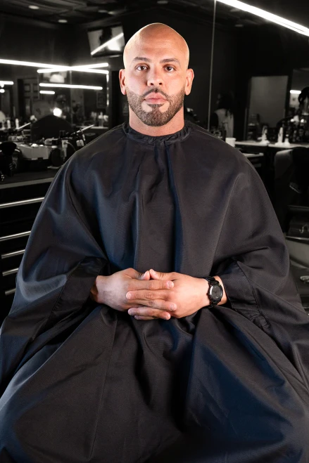 BARBER STRONG - The Hands Free Barber Cape - Solid Black