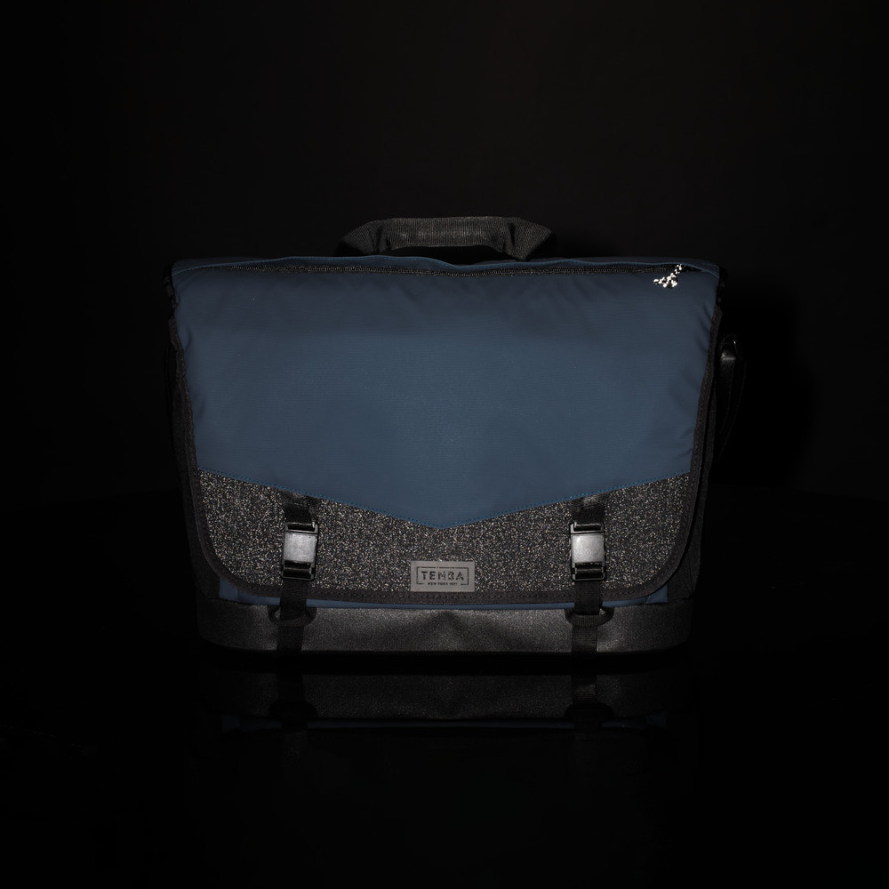 Tenba DNA 16 Pro Messenger Bag (Blue)