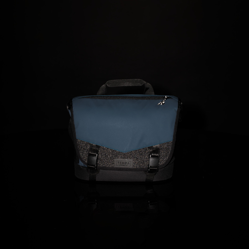 Tenba DNA 9 Slim Messenger Bag  Blue