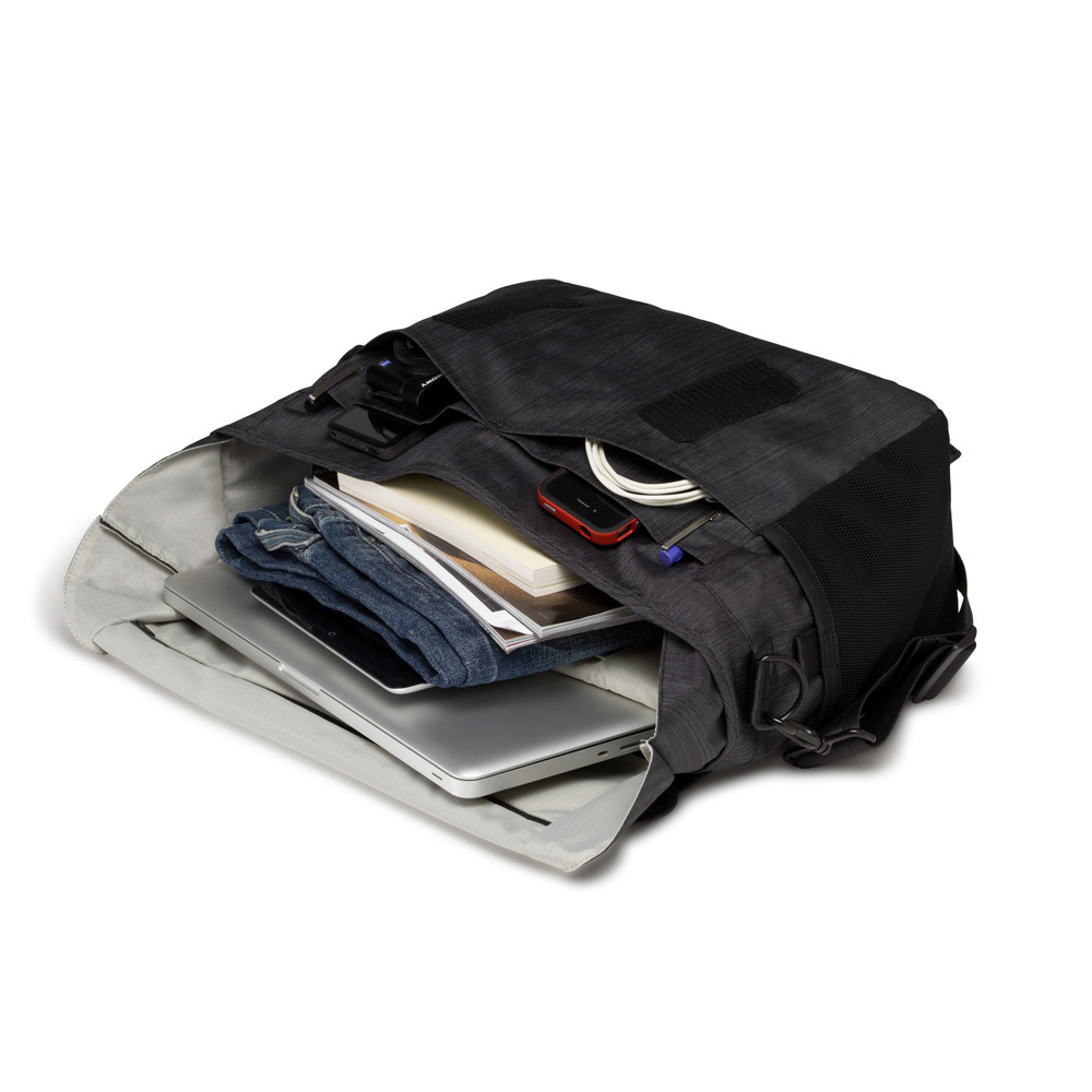 Tenba DNA 15 DSLR Messenger Bag - Graphite