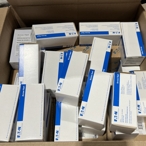 Eaton ECLOT-0770-B-OUTLETS Outlets