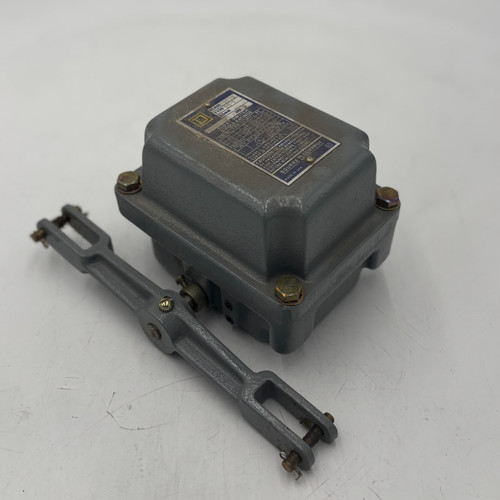 Square D 9035DR1 Float and Level Control Switches Square D 9035DR1 Float and Level Control Switches