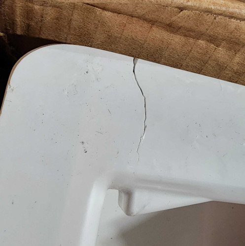 A2 6074CBW Showers (Aesthetic Defect)
