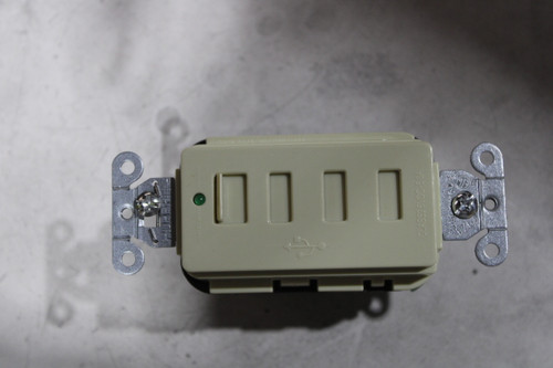 Hubbell USB4I Other Plugs/Connectors/Adapters