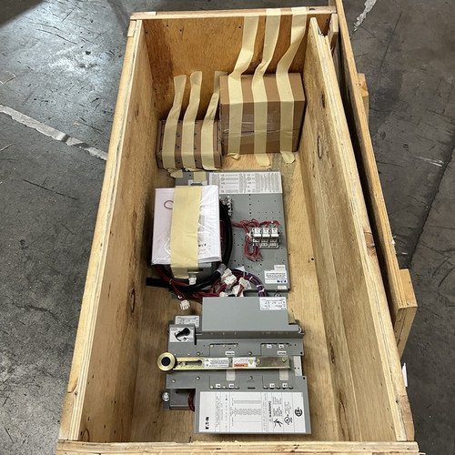 Eaton ATH3FDA40100XKU Loadcenters and Panelboards