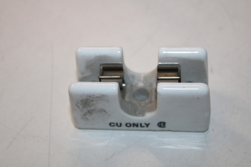 Idec Izumi Corporation 3845 Fuse Blocks and Holders (Repackaged) Idec Izumi Corporation 3845 Fuse Blocks and Holders (Repackaged)