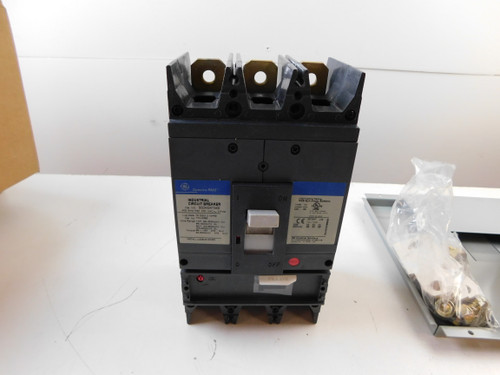 GE MB331WB Molded Case Breakers (MCCBs)