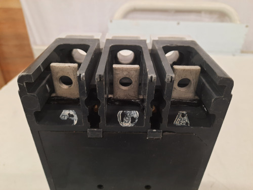 Eaton DK3400W Molded Case Breakers (MCCBs)