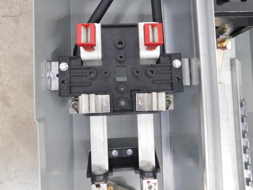 Eaton MBE2040PV200BTS Loadcenters and Panelboards