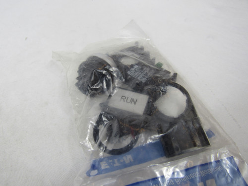 Eaton M22-D-S-K11-P Pushbuttons
