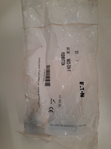 Eaton M22-DH-Y Pushbuttons