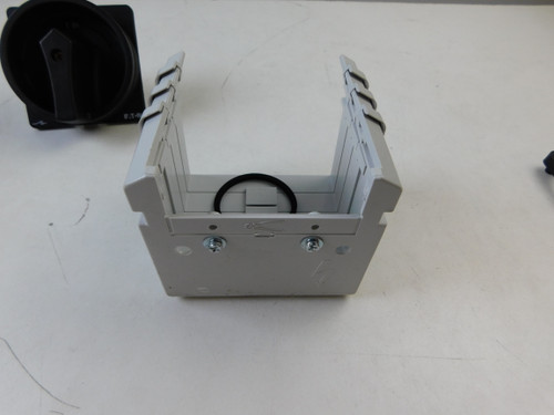 Eaton T5B-4-15682/V/SVB-SW Other Sensors and Switches Rotary Cam Switch 4 Pos Red/Yellow