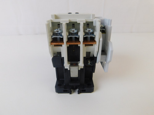 Eaton CE15ENS3TB Other Contactors 3P 25A 24V 50/60Hz E Frame 1NO