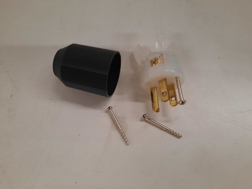 Eaton 5266N Plugs Grip Plug 2P 15A 125V 50/60Hz EA