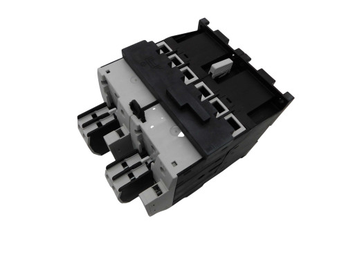 Eaton XTAR065D11TD065 Reversing Starters 3P 65A 27VDC D Frame 1NO 1NC