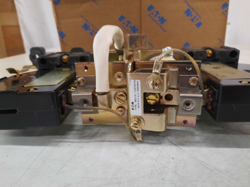 Eaton ME111C Other Contactors ME Contactor 25A 600V 1NO 1NC 125VDC