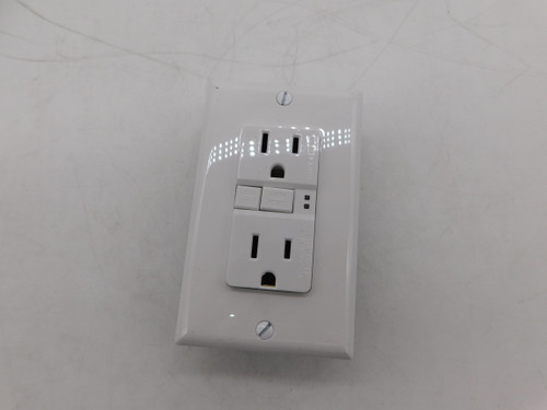 Eaton TRSGF15W-BOX Outlets