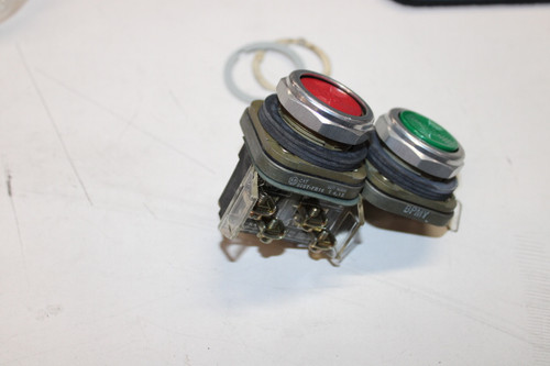 Allen Bradley 800T-FB16 Pushbuttons