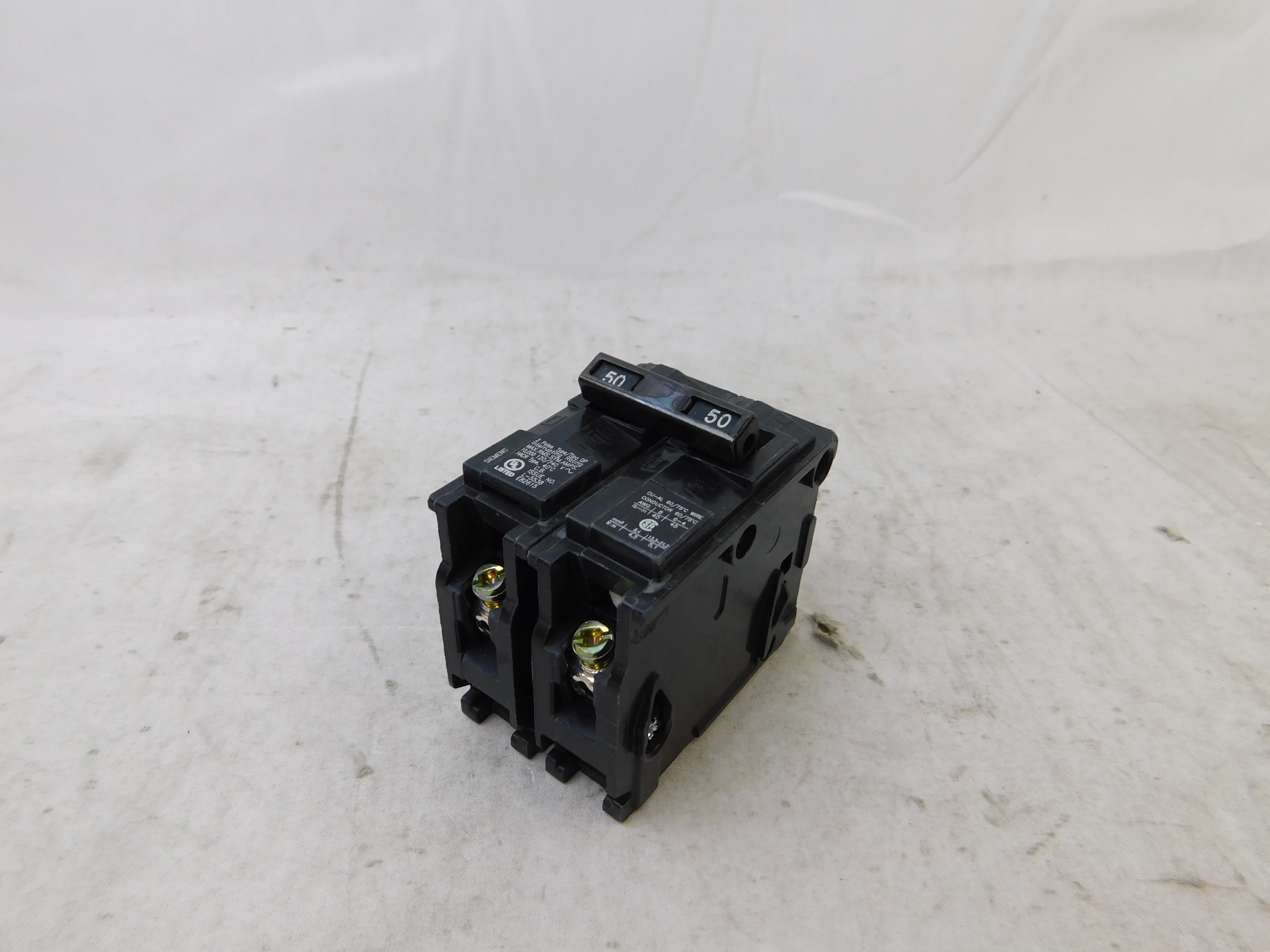 Siemens Q250 Circuit Breaker
