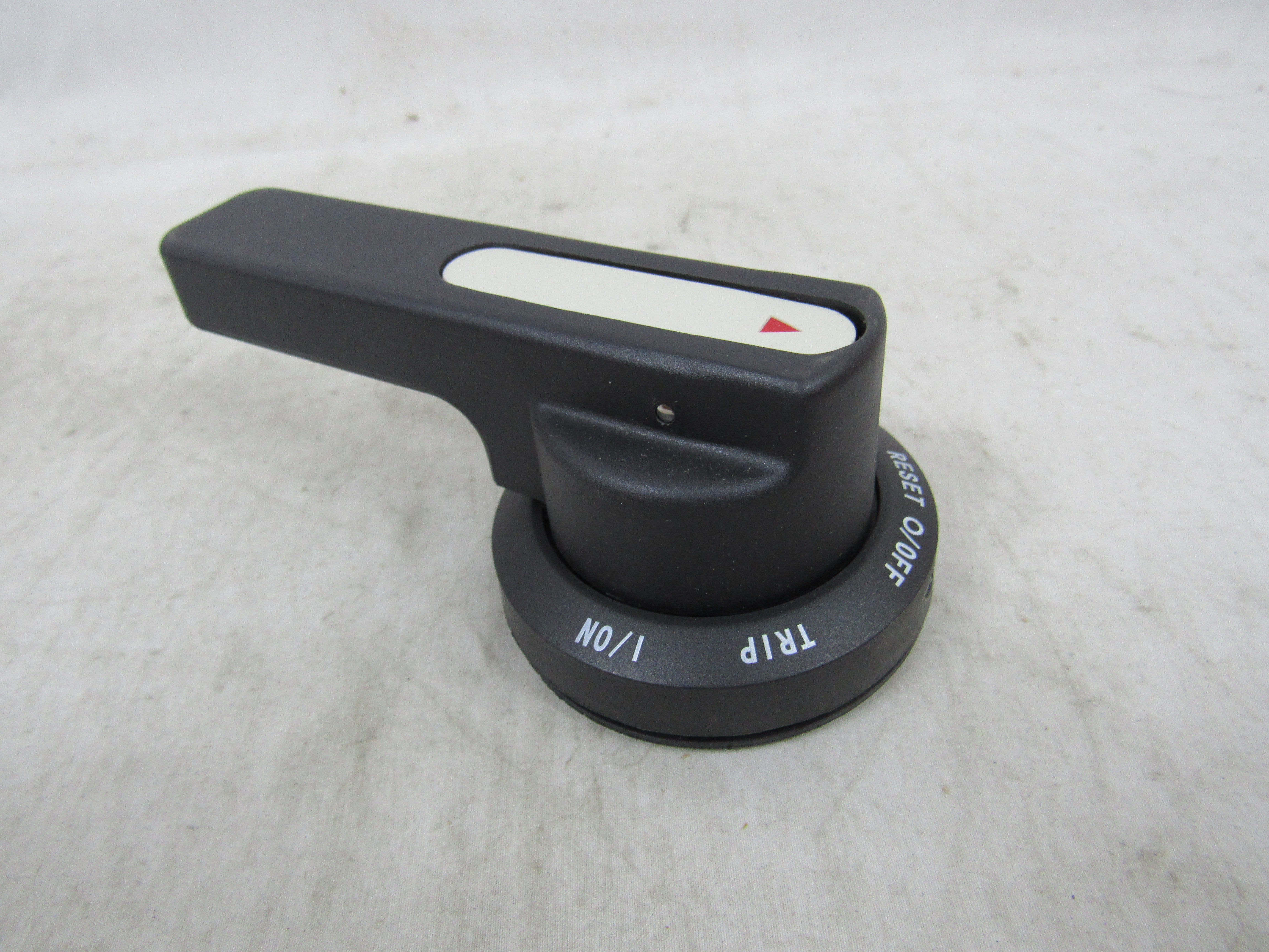 Eaton JHMVD12B Circuit Breaker Handle Mechanism