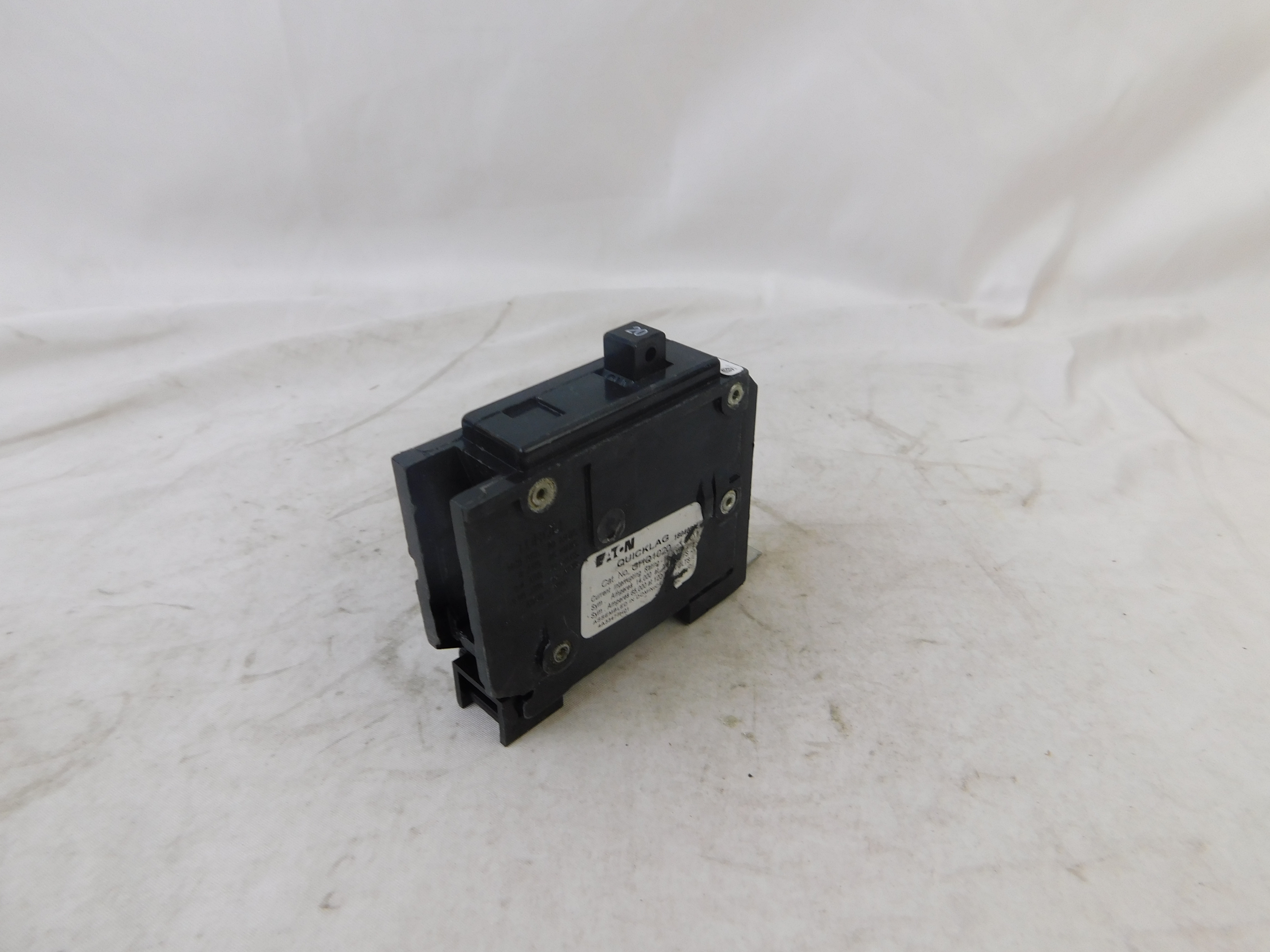 Eaton GHQ1020 Non-Interchangeable Trip Circuit Breaker (Repackaged)