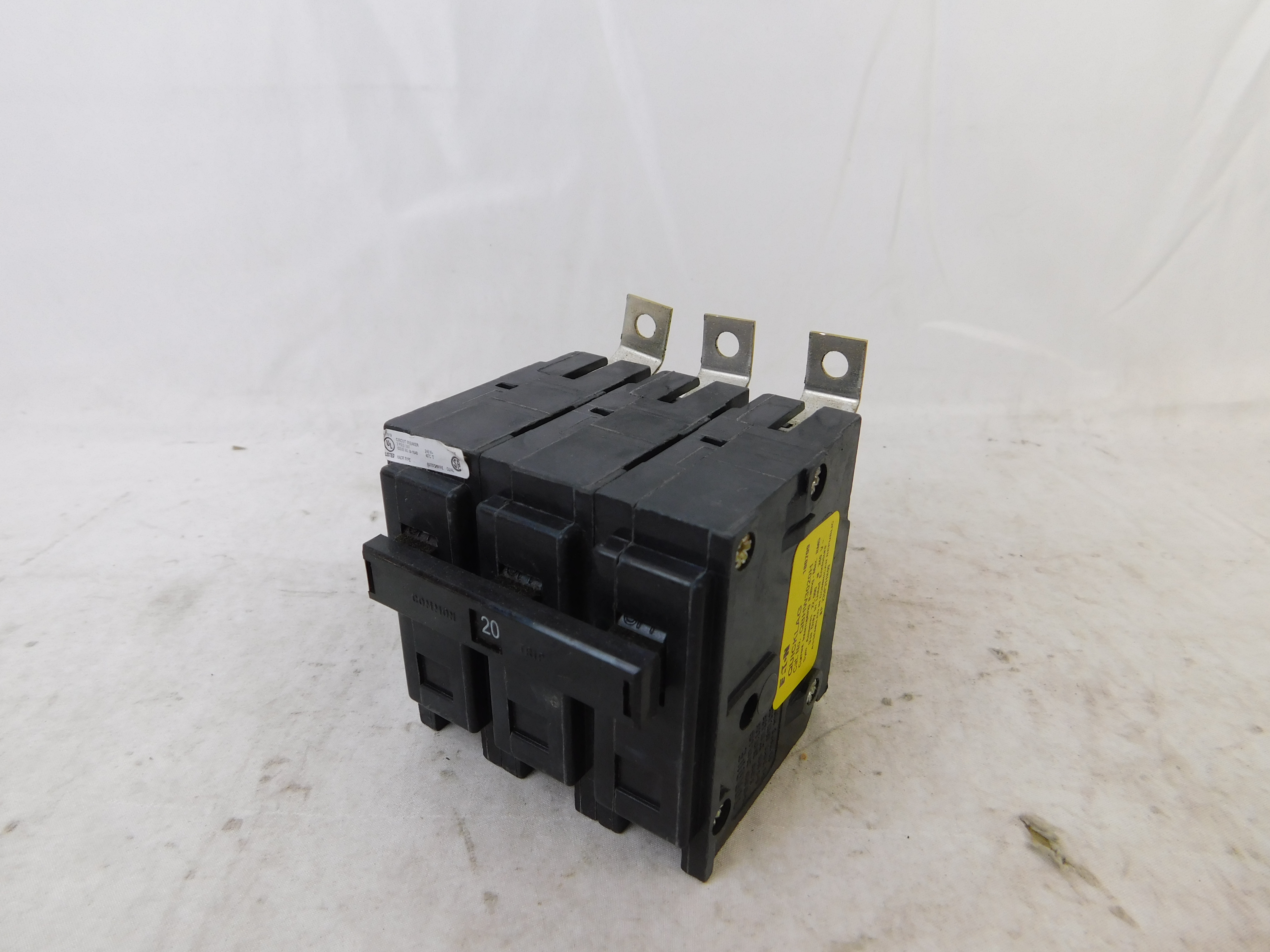 Eaton QBHW3020H Circuit Breaker