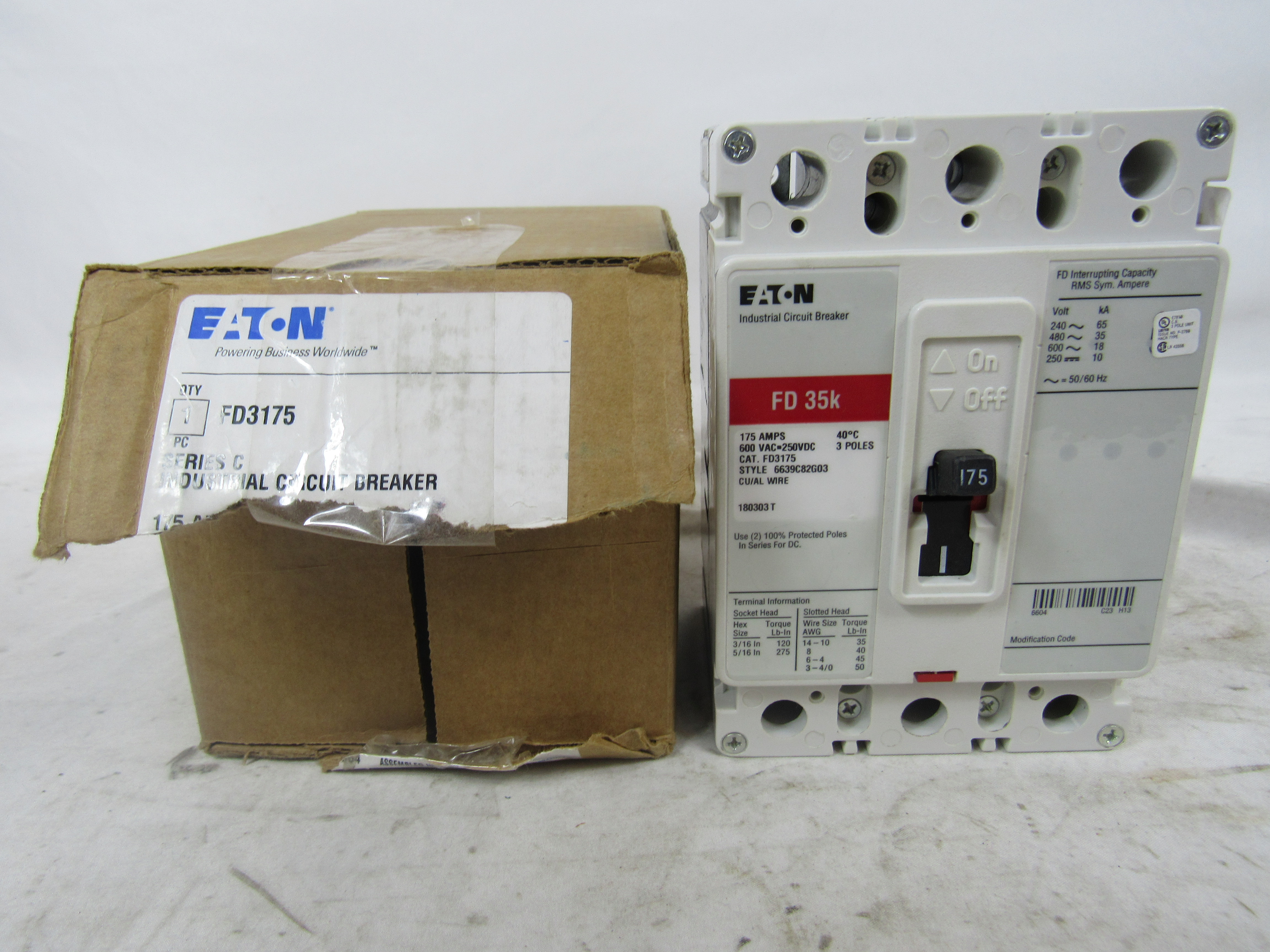 Eaton FD3175 Non-Interchangeable Trip Circuit Breaker