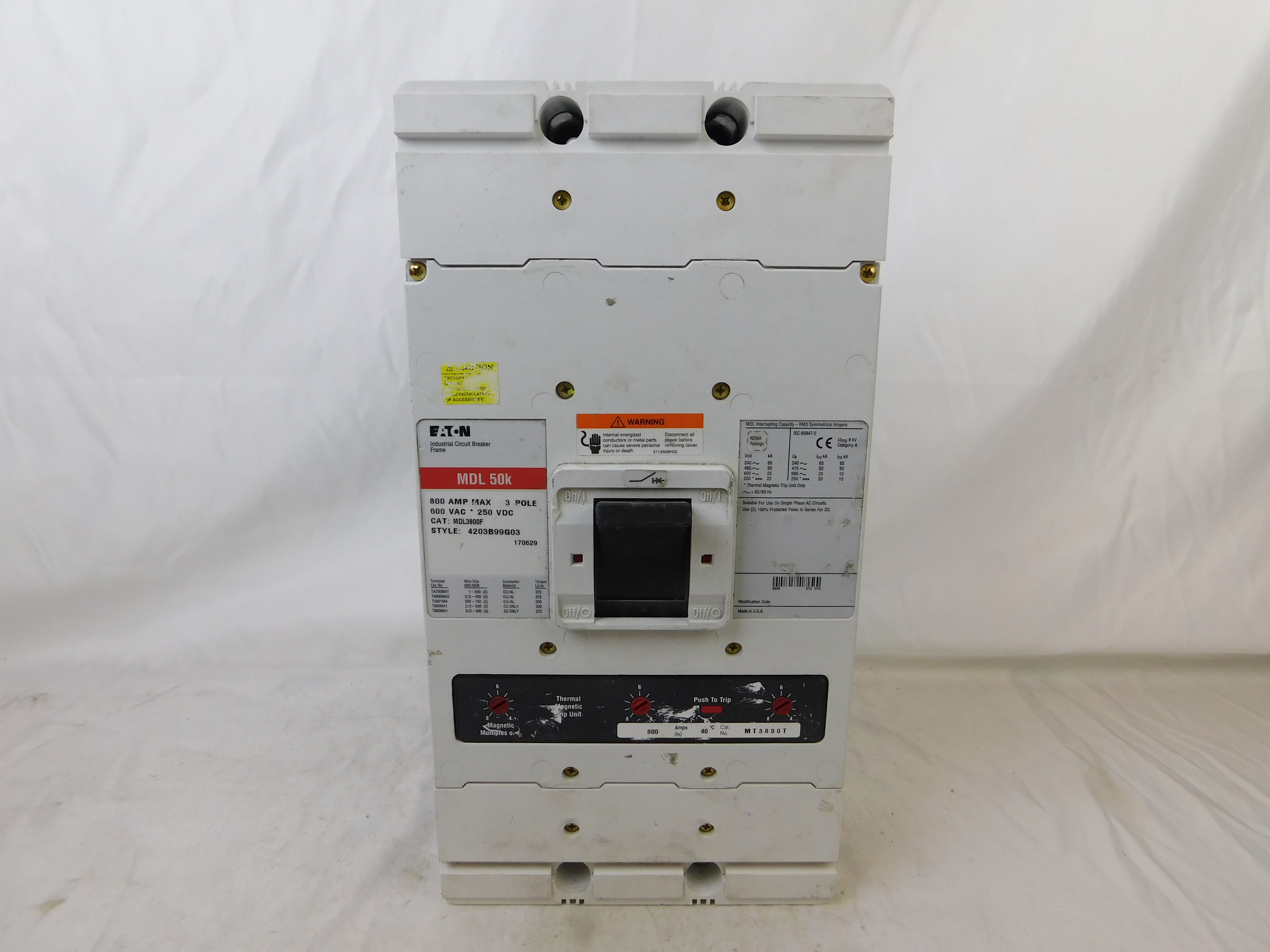 Eaton MDL3800 Molded Case Circuit Breaker (Used)