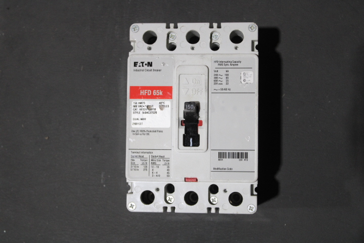 Eaton HFD3150 Molded Case Circuit Breaker (Damaged, For Parts or Repair)