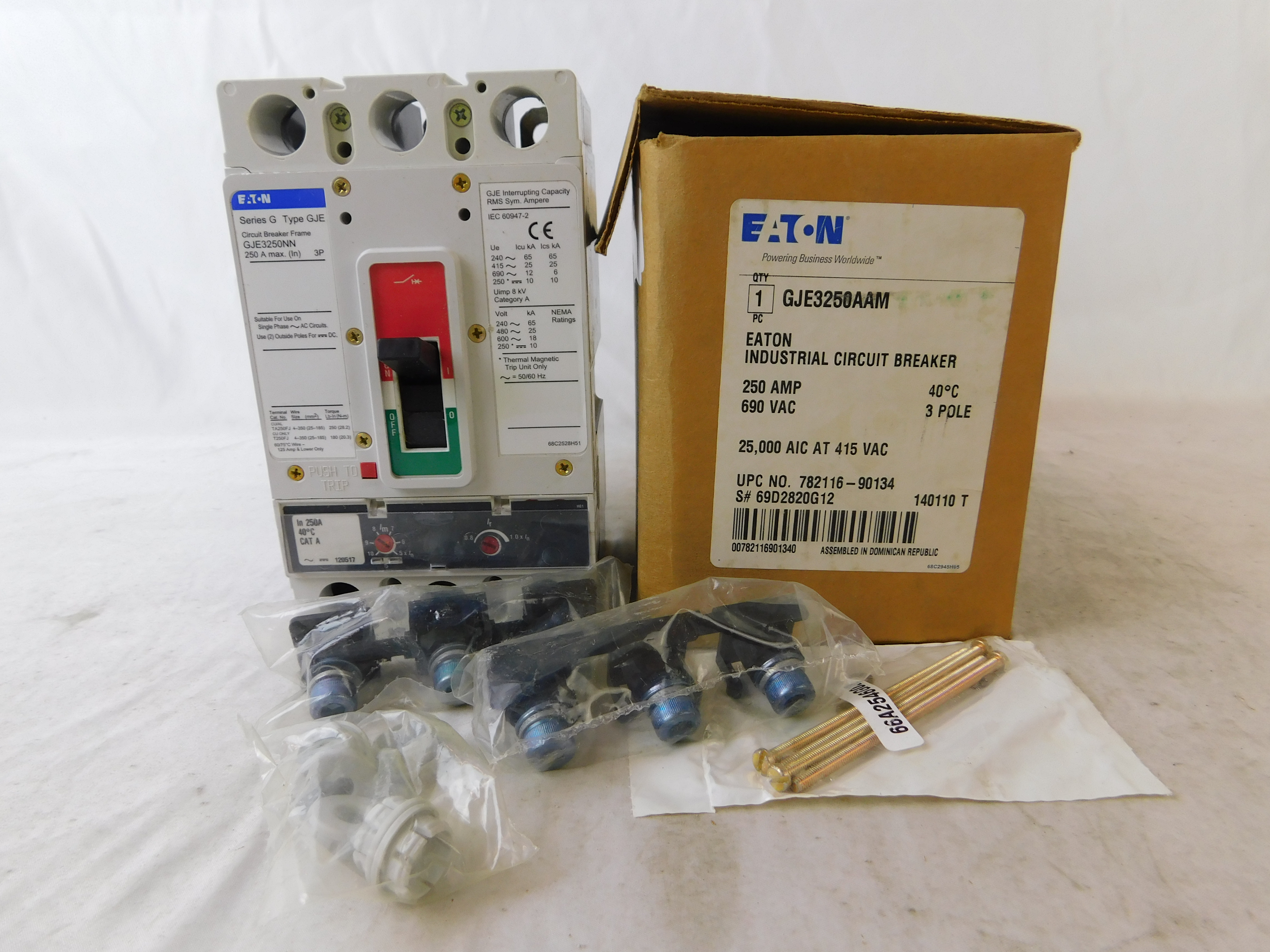 Eaton GJE3250AAM Molded Case Breakers MCCBs