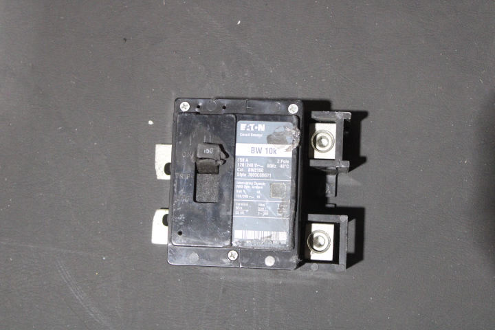 Eaton BW2150 Circuit Breaker (Damaged, For Parts or Repair) Eaton BW2150 Circuit Breaker (Damaged, For Parts or Repair)