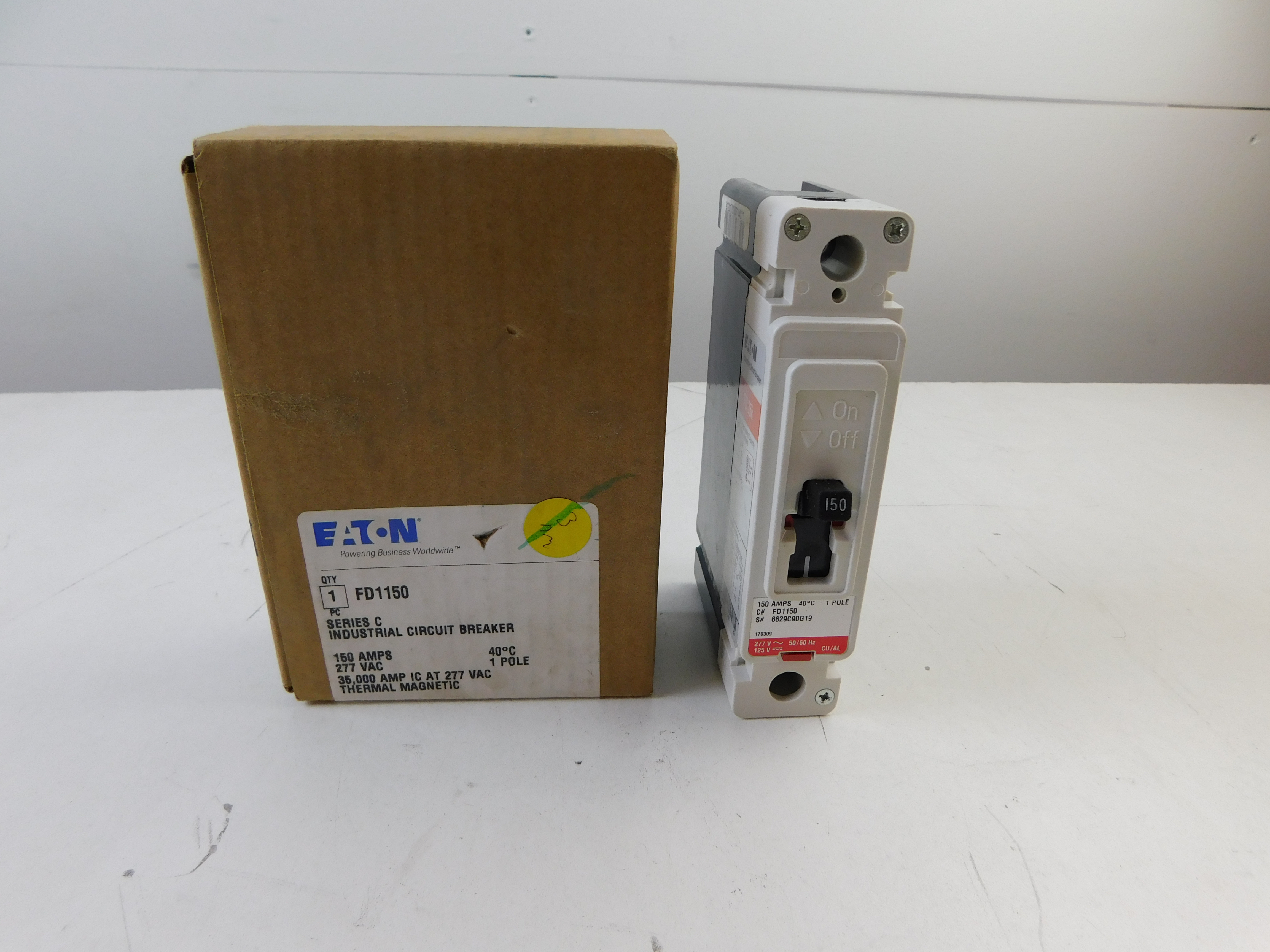 Eaton FD1150 Non-Interchangeable Trip Circuit Breaker