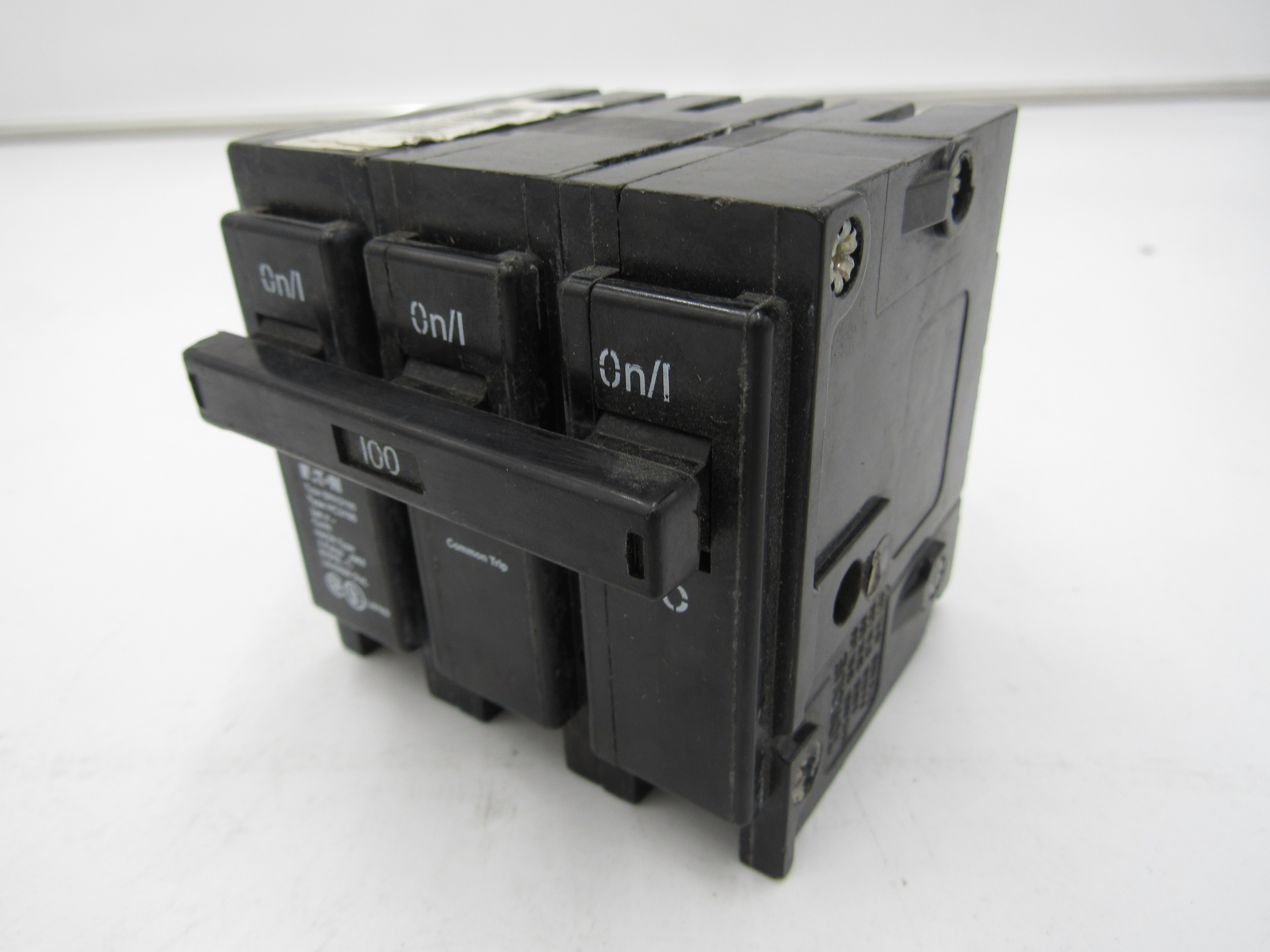 Eaton BRH3100 Circuit Breaker