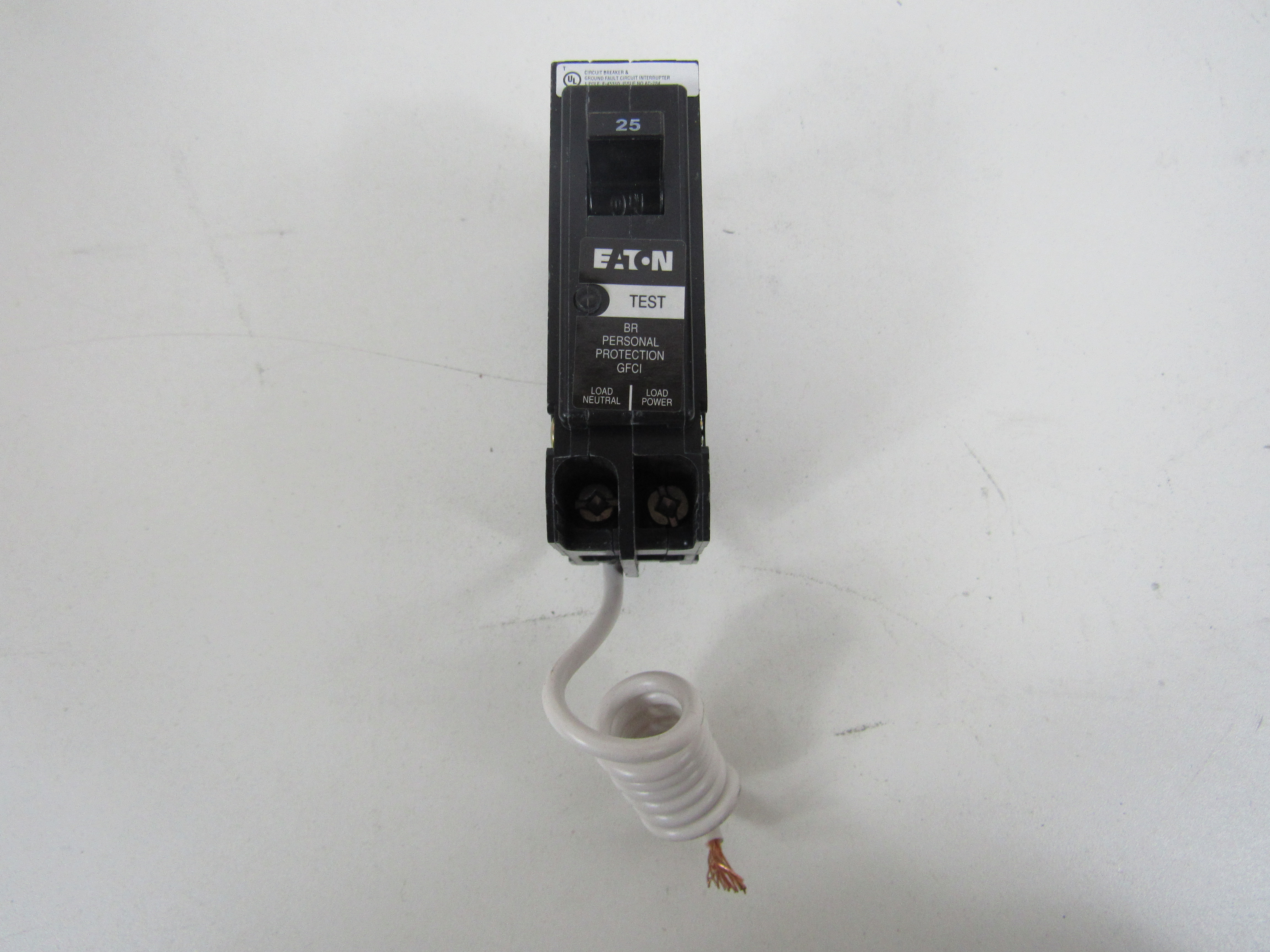 Eaton BRN125GF Miniature Circuit Breakers (MCBs)