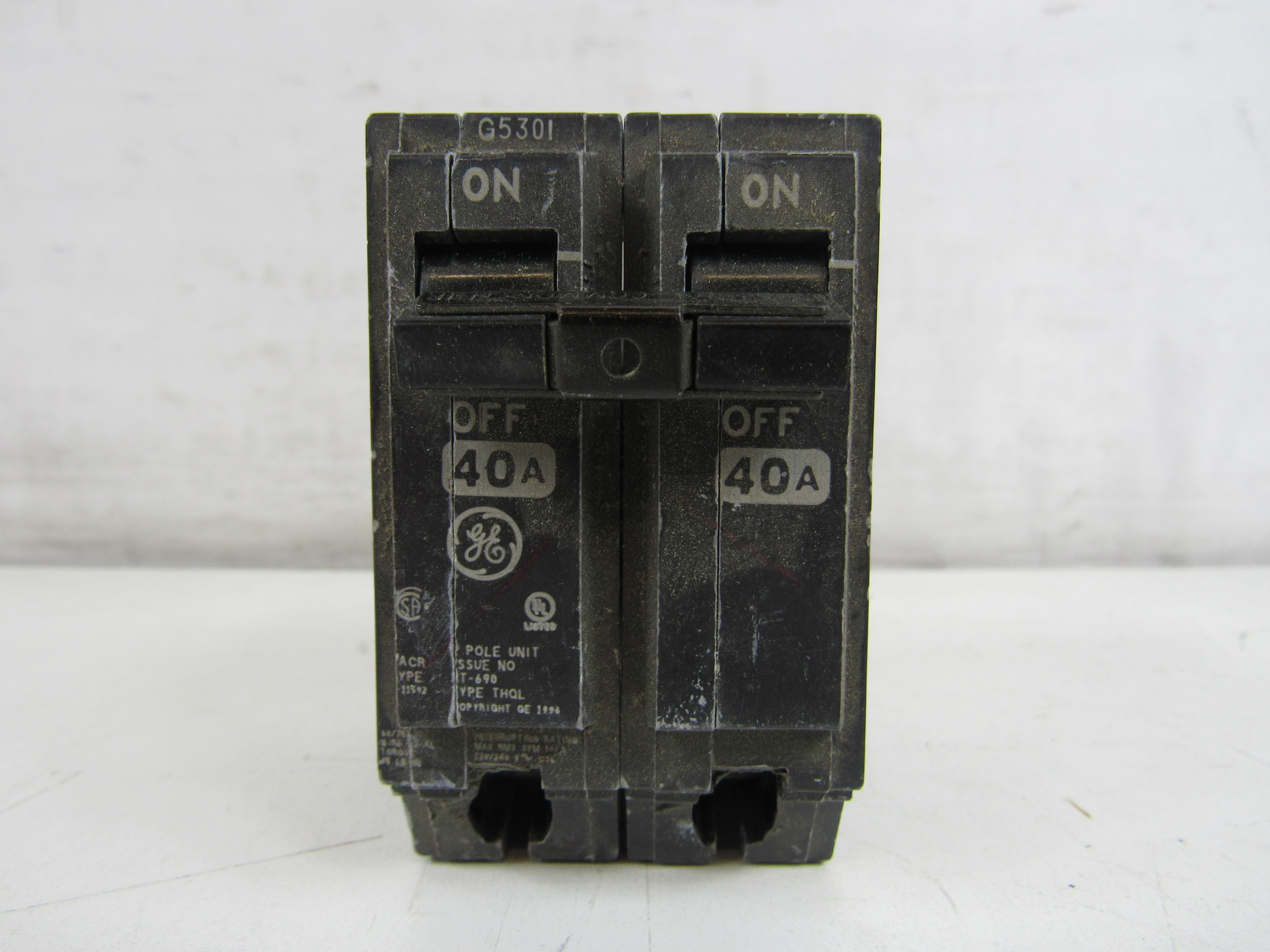 ABB GE Industrial Solutions THQL2140 Circuit Breaker
