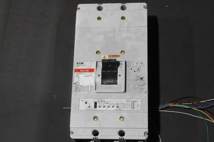 Eaton NGS312039E Molded Case Breakers (MCCBs) (Damaged, For Parts or Repair)