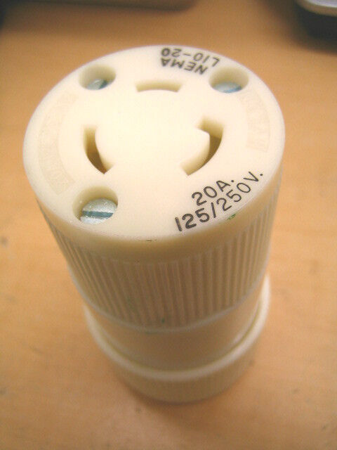 Bryant Electric 71020NC Locking Device Connector (Repackaged)