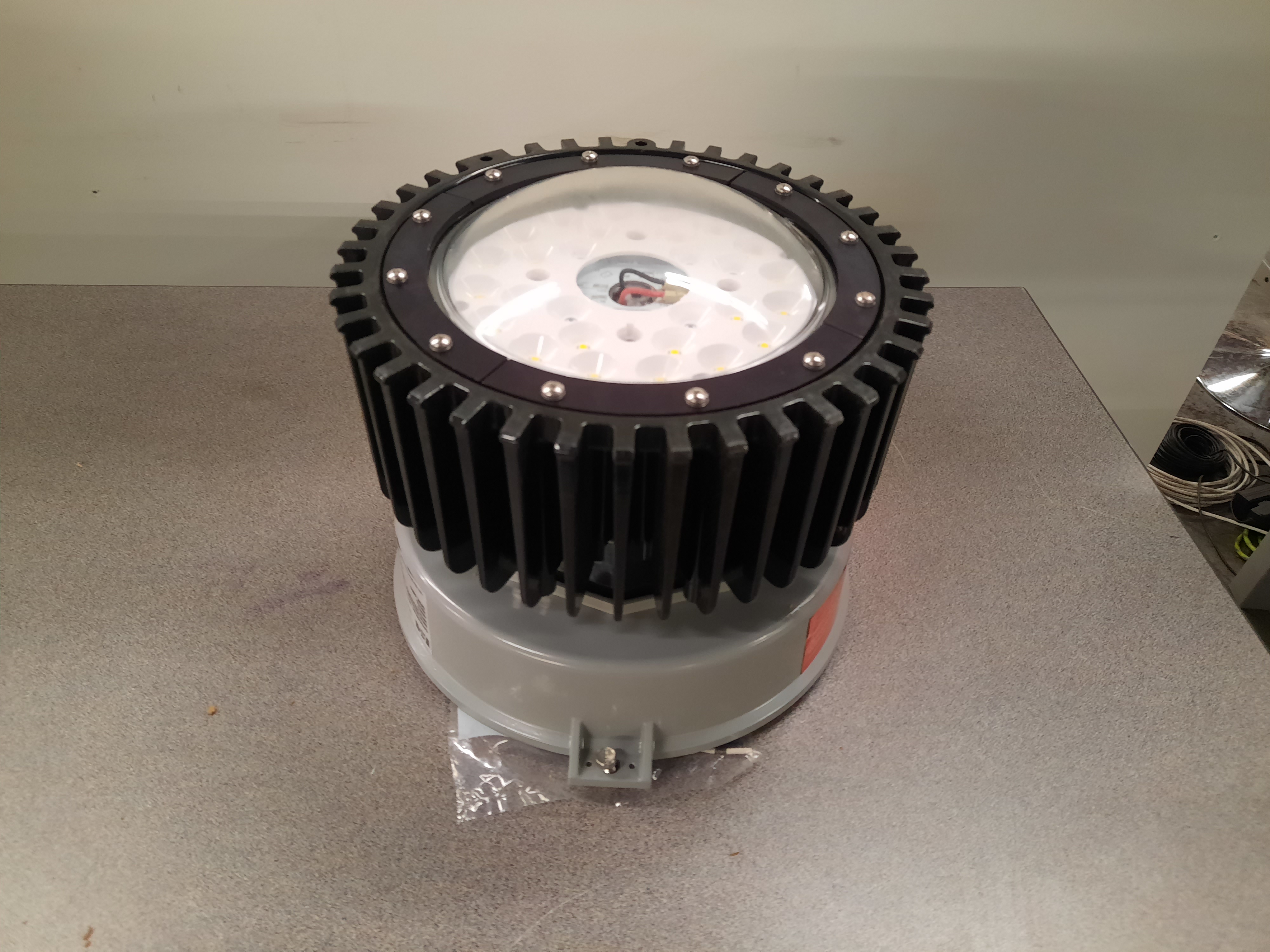 Eaton VMV9L/UNV1 Other Lighting Fixtures/Trim/Accessories