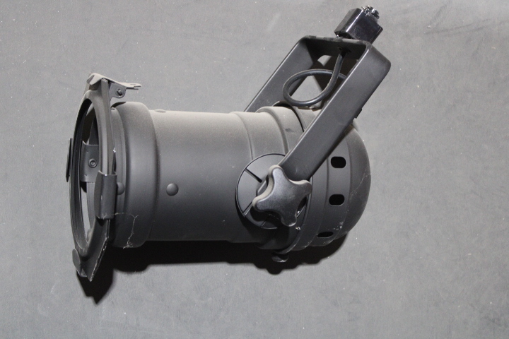 Halo L1808MB Lampholders/Adaptors/Accessories (Repackaged)