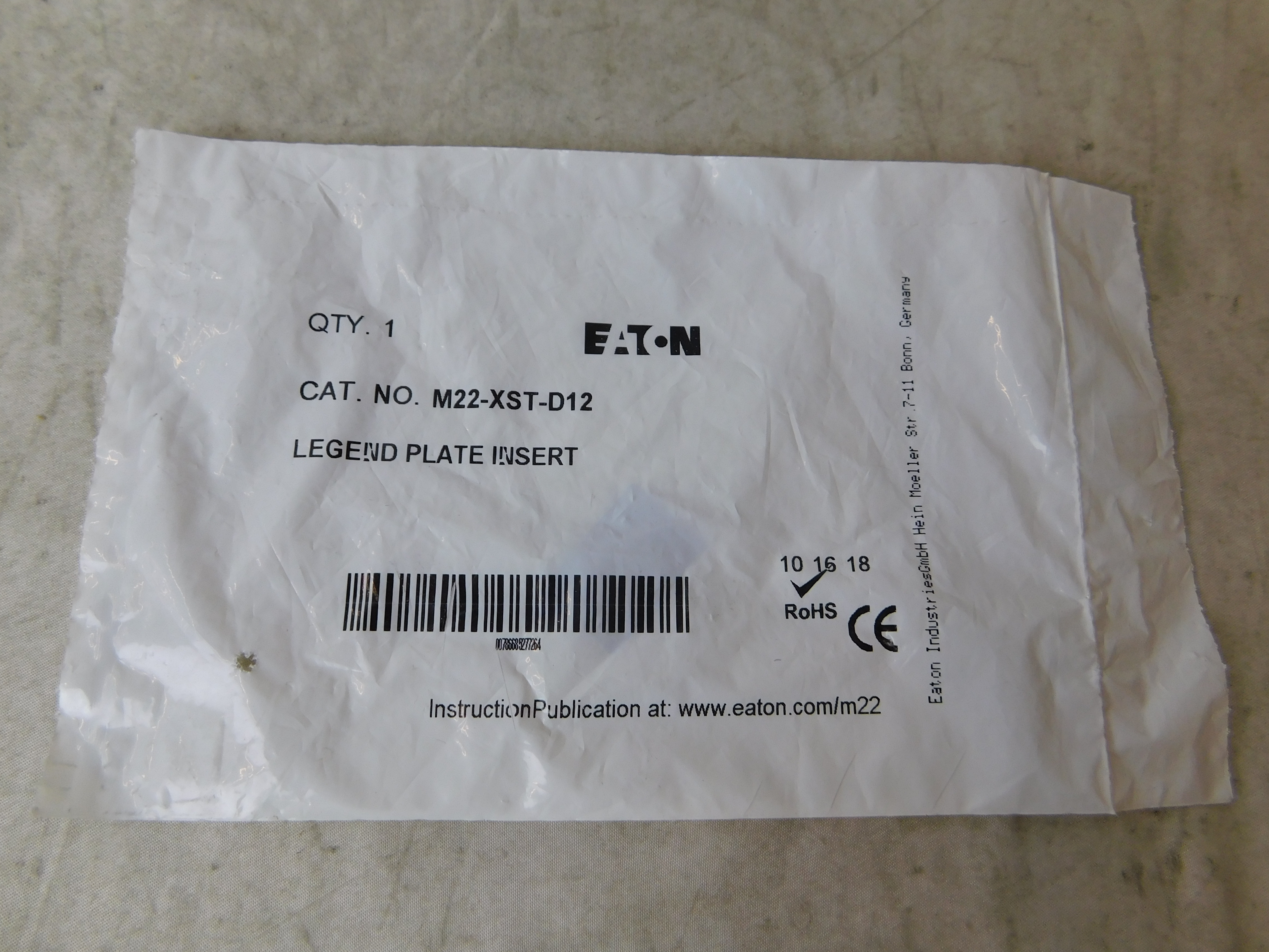Eaton M22-XST-D12 Pushbutton Plate Insert